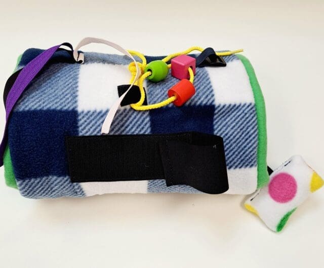 Hand Twiddle – Gingham