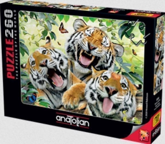 260p large piece jigsaw Tiger Selfie